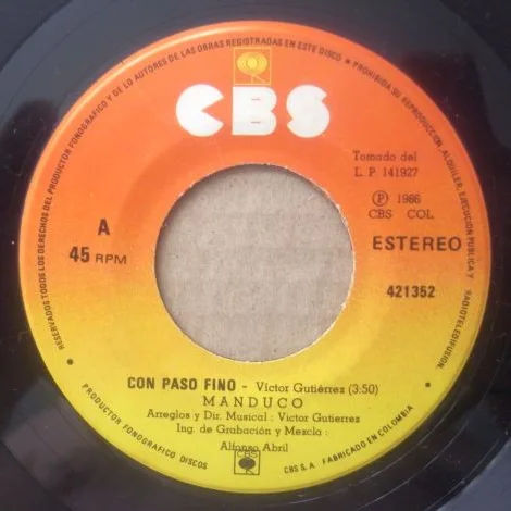 Cover of Con Paso Fino / Juguete Barato
