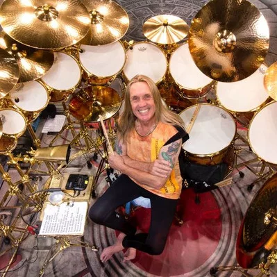 Nicko McBrain