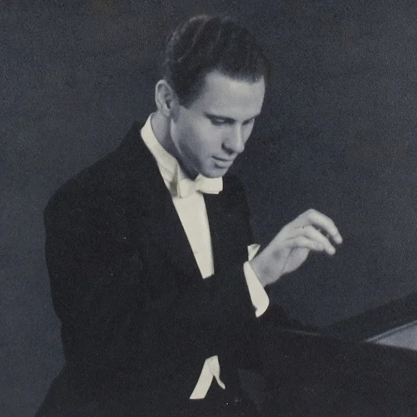 Malcolm Frager