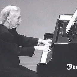 Edith Picht-Axenfeld