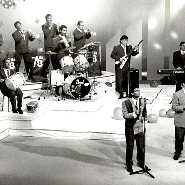 Los Alfa 8