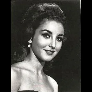 Angelica Maria
